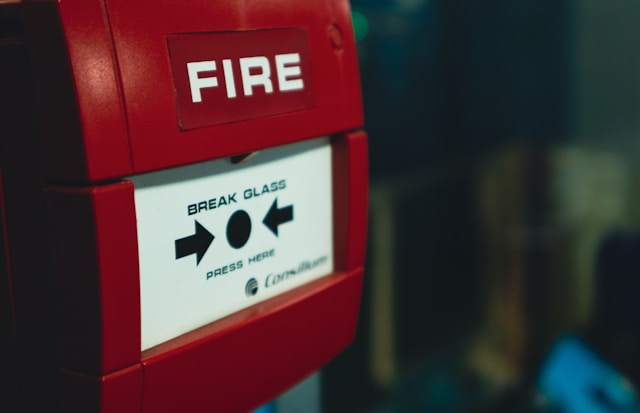 fire alarm red